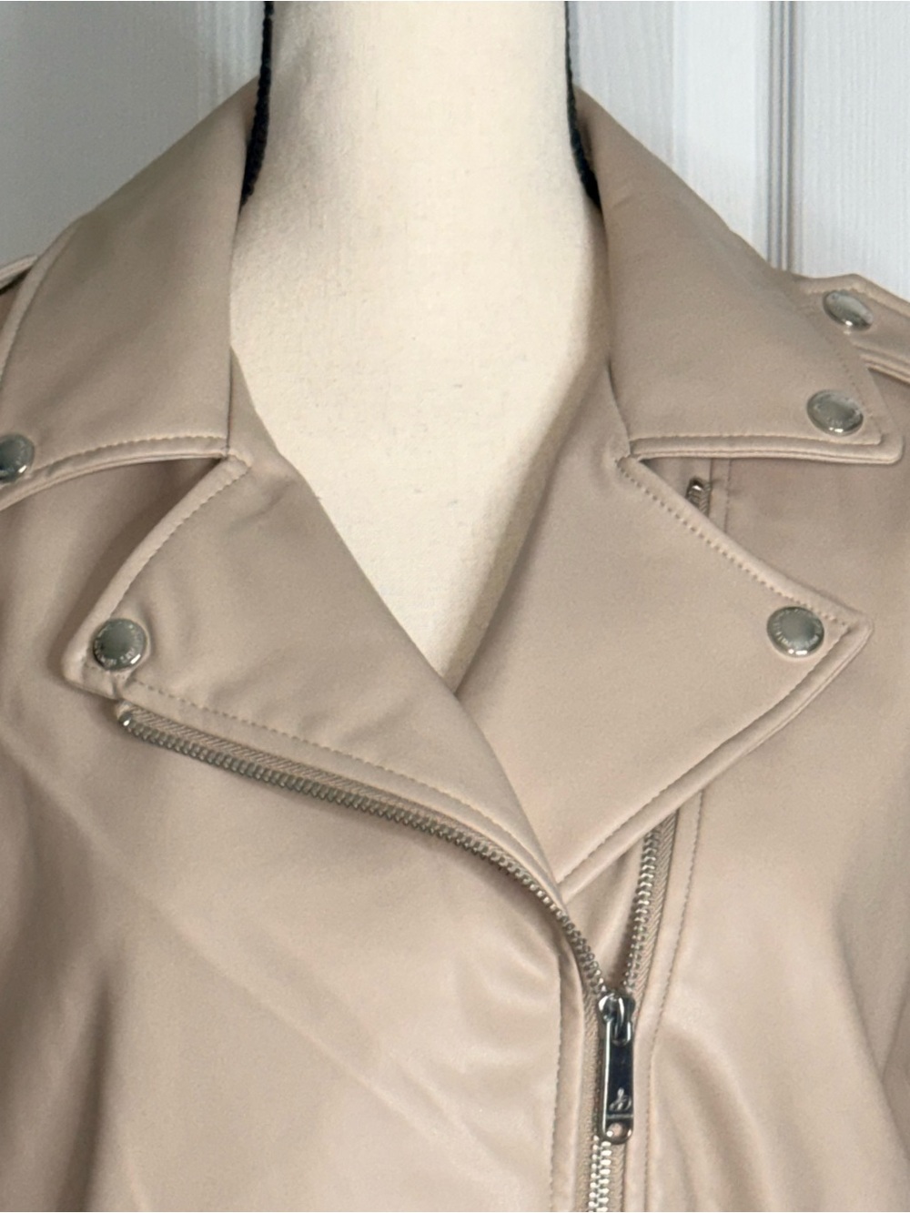 Sam Edelman woman’s Faux Leather Moto Jacket Beige Tan Cream Size XL - Picture 2 of 16